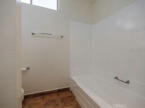 545 Chestnut Avenue 206, Long Beach CA 90802