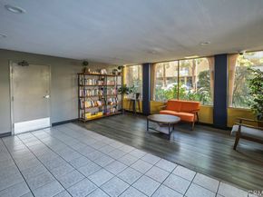 545 Chestnut Avenue 206, Long Beach CA 90802