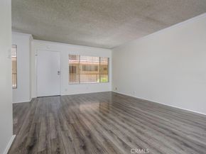 545 Chestnut Avenue 206, Long Beach CA 90802