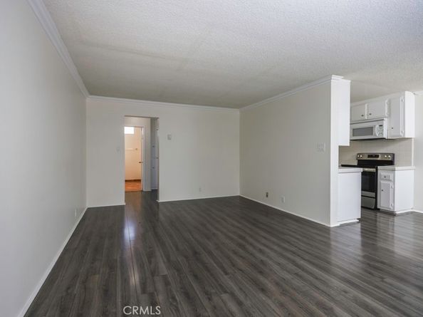 545 Chestnut Avenue 206, Long Beach CA 90802