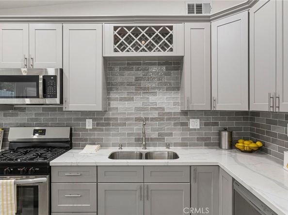 7335 Kyle Street, Tujunga CA 91042