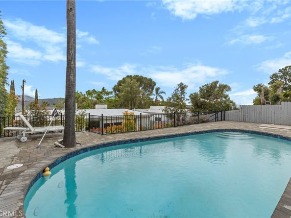 7335 Kyle Street, Tujunga CA 91042