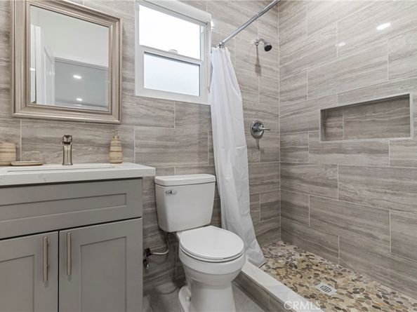 7335 Kyle Street, Tujunga CA 91042