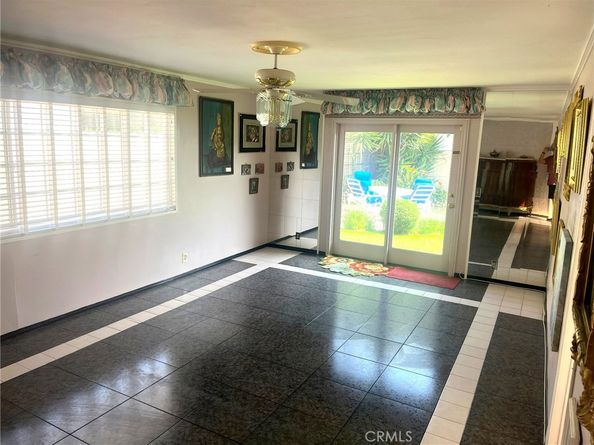 3050 Madison Avenue, Costa Mesa CA 92626