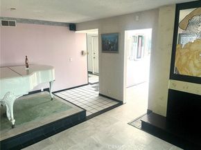 3050 Madison Avenue, Costa Mesa CA 92626