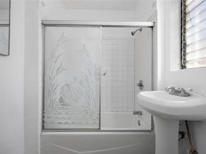 105 E Pomona Street, Santa Ana CA 92707