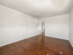105 E Pomona Street, Santa Ana CA 92707