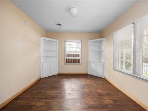 105 E Pomona Street, Santa Ana CA 92707