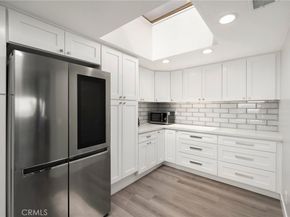 1995 Molino Avenue 301, Signal Hill CA 90755