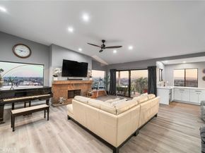 1995 Molino Avenue 301, Signal Hill CA 90755