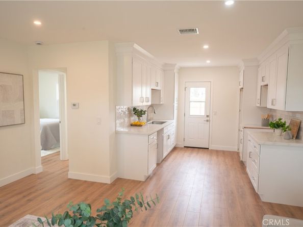 6022 Camerino, Lakewood CA 90713