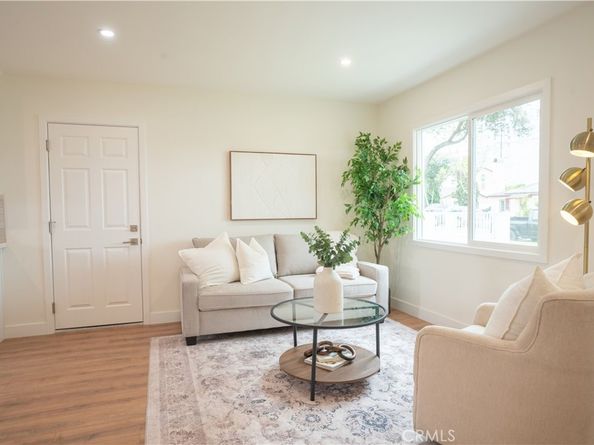 6022 Camerino, Lakewood CA 90713