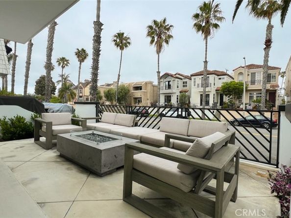 307 18th Street, Huntington Beach CA 92648