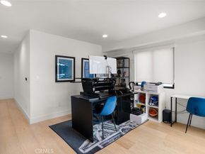 307 18th Street, Huntington Beach CA 92648