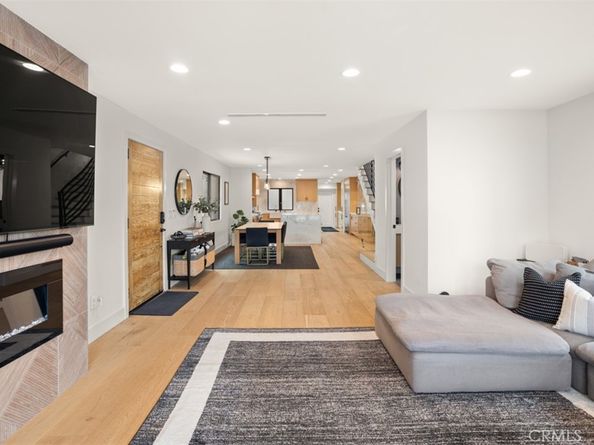 307 18th Street, Huntington Beach CA 92648