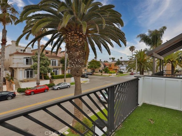 307 18th Street, Huntington Beach CA 92648