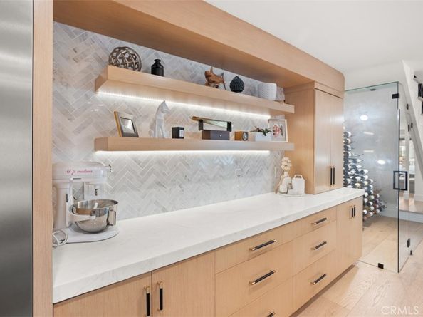 307 18th Street, Huntington Beach CA 92648