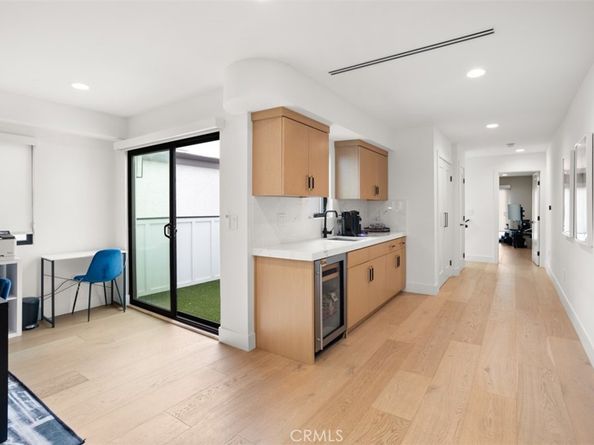 307 18th Street, Huntington Beach CA 92648