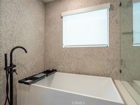 307 18th Street, Huntington Beach CA 92648