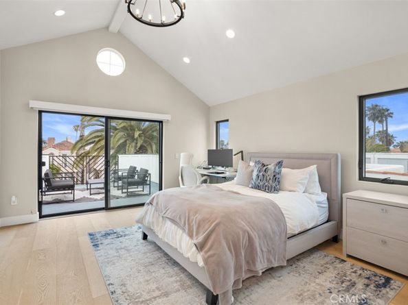 307 18th Street, Huntington Beach CA 92648