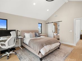 307 18th Street, Huntington Beach CA 92648