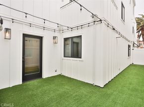 307 18th Street, Huntington Beach CA 92648