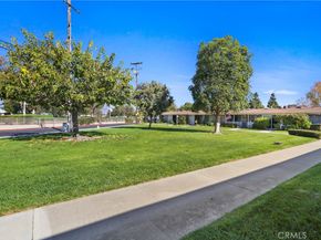 13660 Annandale Drive 22i M1, Seal Beach CA 90740