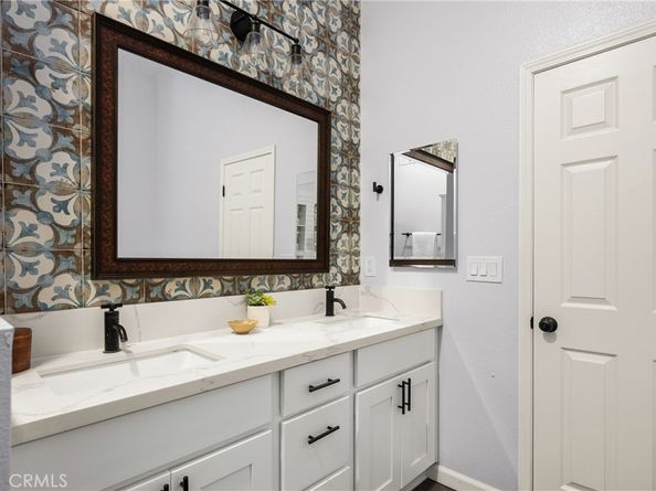 19451 Pompano 104, Huntington Beach CA 92648