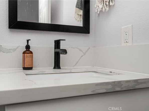 19451 Pompano 104, Huntington Beach CA 92648