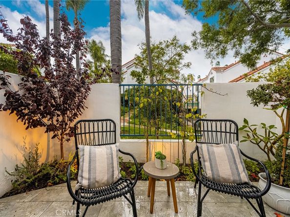 19451 Pompano 104, Huntington Beach CA 92648