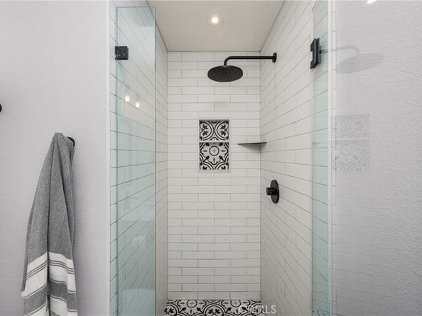 19451 Pompano 104, Huntington Beach CA 92648