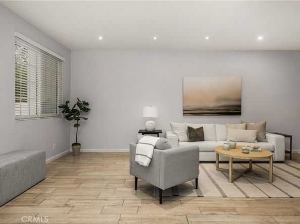 19451 Pompano 104, Huntington Beach CA 92648