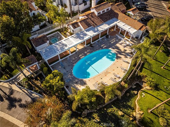 19451 Pompano 104, Huntington Beach CA 92648