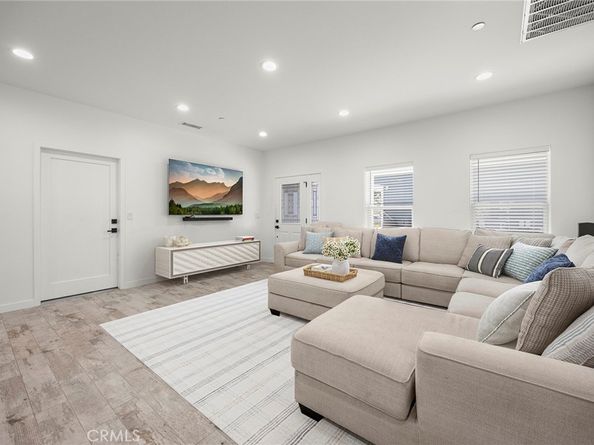 11828 S Louis Avenue, Whittier CA 90605