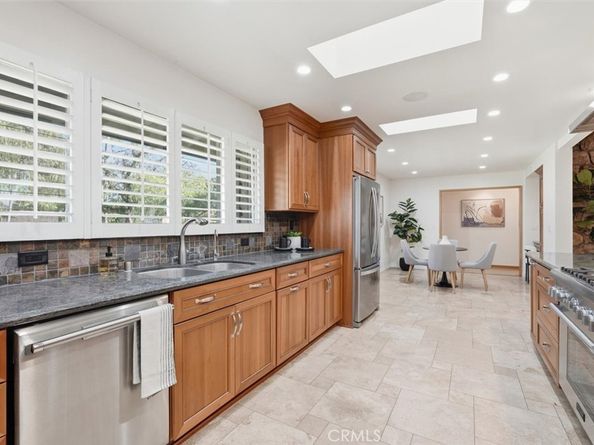 1251 Bryant Road, Long Beach CA 90815
