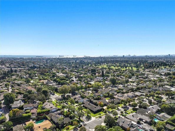 1251 Bryant Road, Long Beach CA 90815