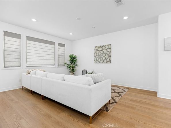 1649 W Lincoln Avenue 101, Anaheim CA 92801