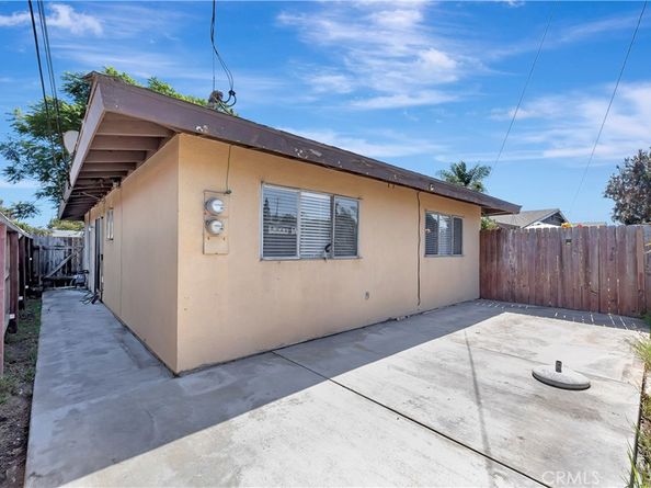 2245 State, Costa Mesa CA 92627