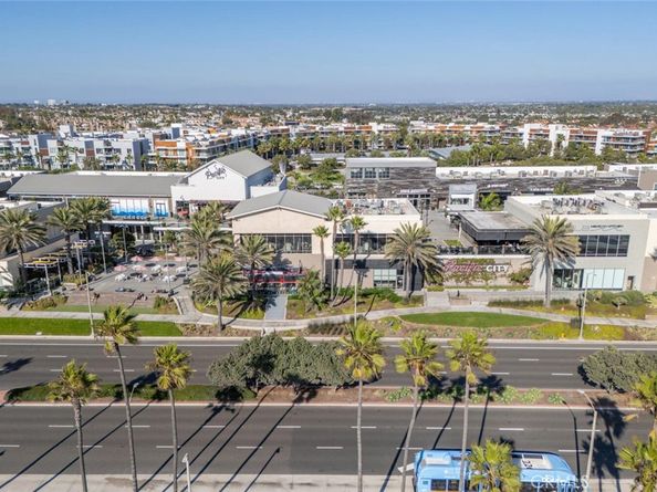 1516 Pacific Coast 101, Huntington Beach CA 92648