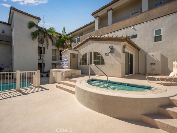 1516 Pacific Coast 101, Huntington Beach CA 92648