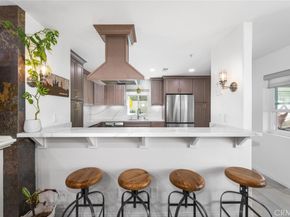 1516 Pacific Coast 101, Huntington Beach CA 92648