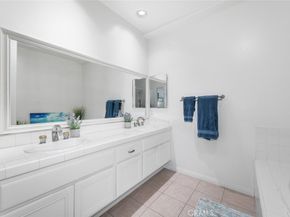 1516 Pacific Coast 101, Huntington Beach CA 92648