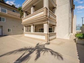 1516 Pacific Coast 101, Huntington Beach CA 92648