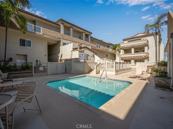 1516 Pacific Coast 101, Huntington Beach CA 92648