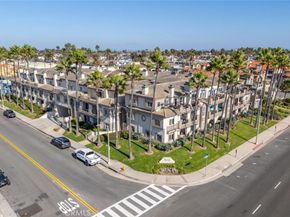 1516 Pacific Coast 101, Huntington Beach CA 92648