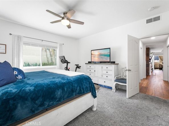 1516 Pacific Coast 101, Huntington Beach CA 92648