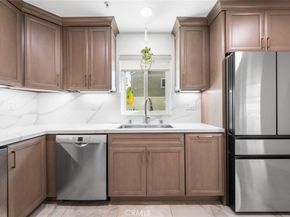 1516 Pacific Coast 101, Huntington Beach CA 92648