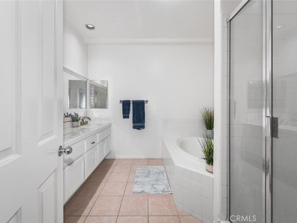 1516 Pacific Coast 101, Huntington Beach CA 92648