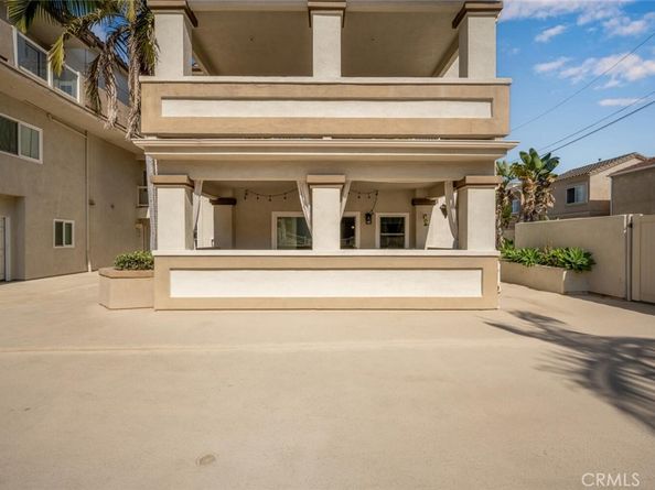 1516 Pacific Coast 101, Huntington Beach CA 92648