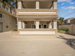 1516 Pacific Coast 101, Huntington Beach CA 92648